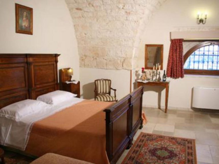 masseria-tolla-ostuni_130120111551554271