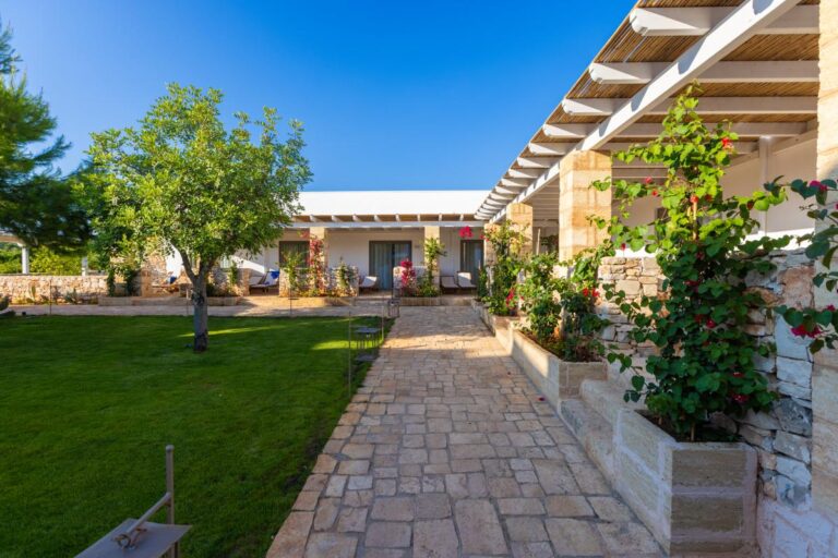 masseria baroni montesardo corte2